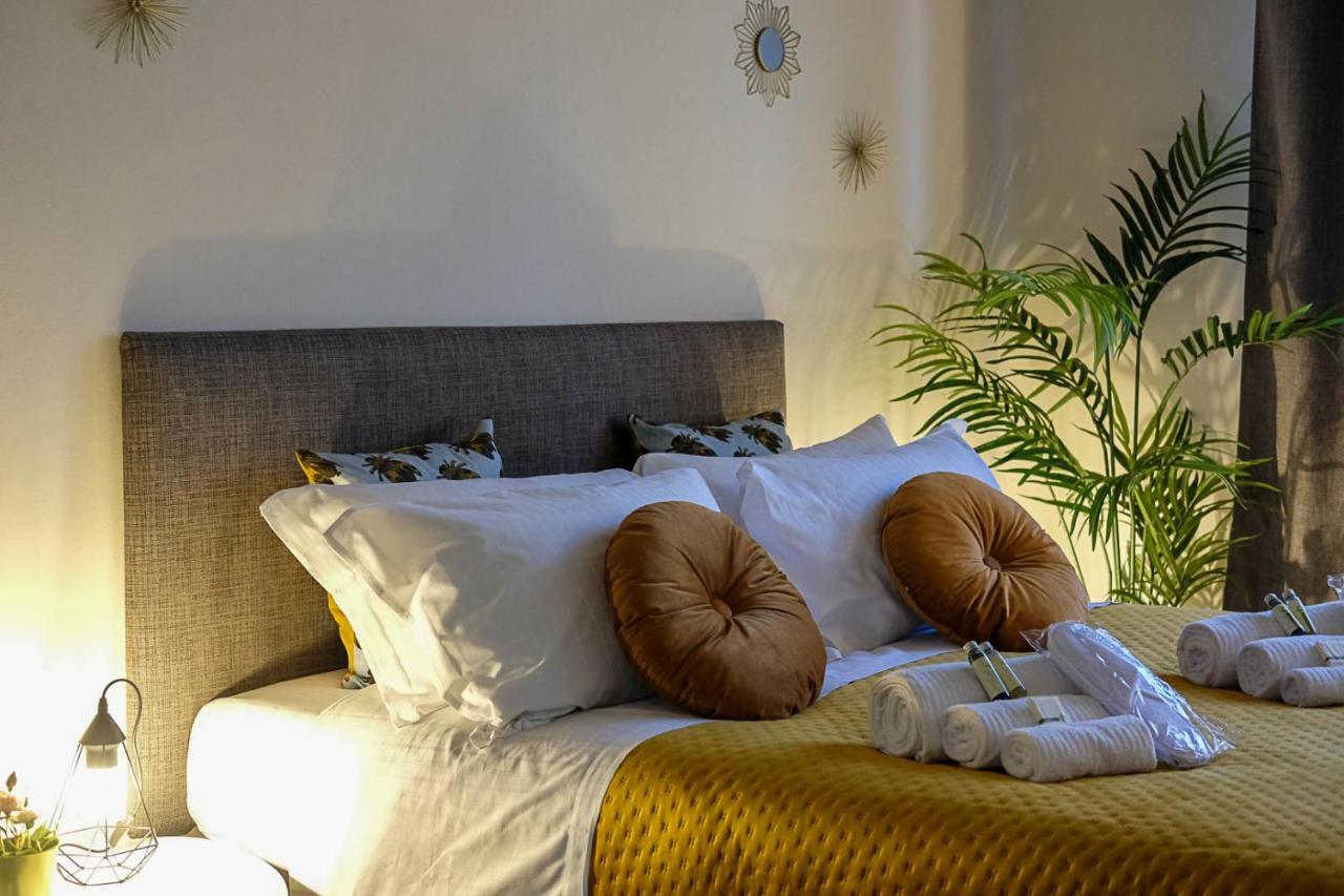 Verona Suites And Rooms エクステリア 写真